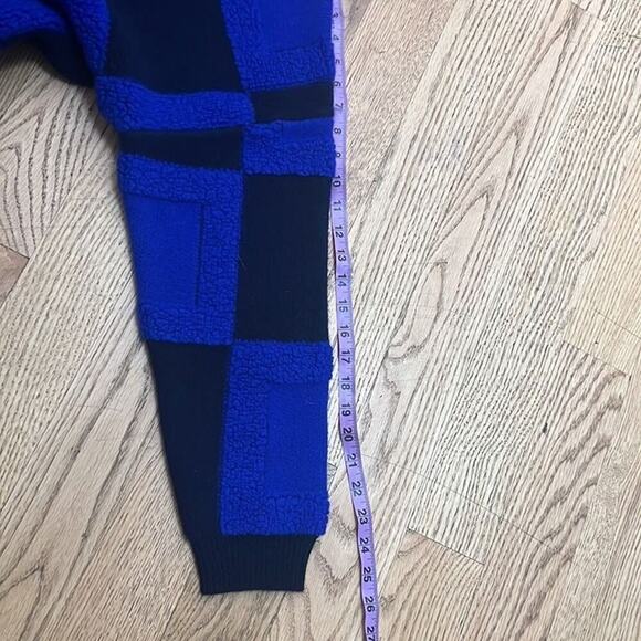 SWEATER  THICK‎ WARM KNITTED 100% WOOL BLUE & BLACK SIZE M - Picture 9 of 10